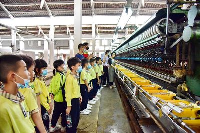 豪車駛入古韻廠區，親子研學融匯絲路文化——佛山南海絲廠汽車4S店特色親子活動紀實